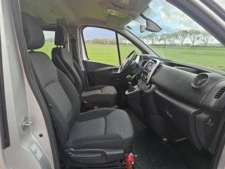 Voertuigafbeelding 6