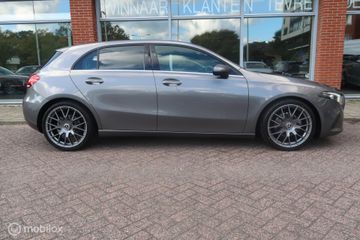 Voertuigafbeelding 4