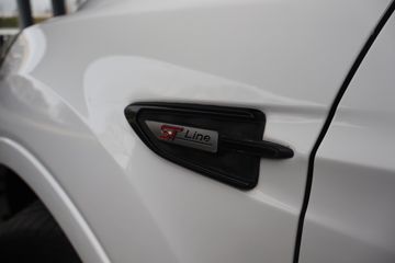 Voertuigafbeelding 11