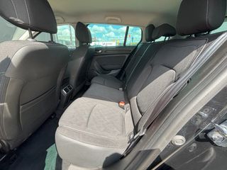 Voertuigafbeelding 13