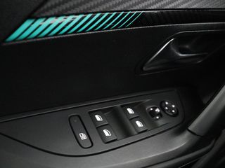 Voertuigafbeelding 32