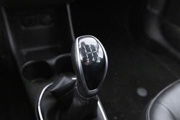 Voertuigafbeelding 12