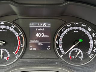 Voertuigafbeelding 16