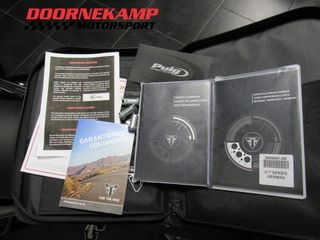 Voertuigafbeelding 8