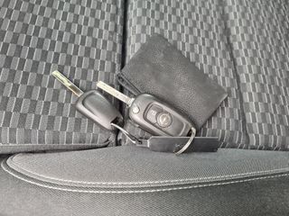 Voertuigafbeelding 9