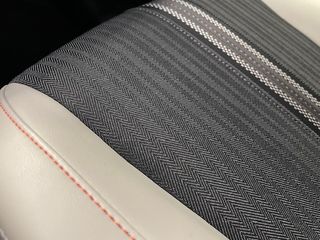 Voertuigafbeelding 23