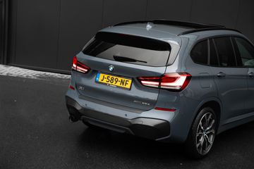 Voertuigafbeelding 8