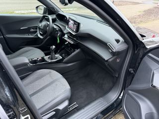 Voertuigafbeelding 19