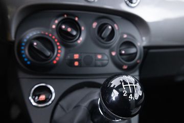 Voertuigafbeelding 10