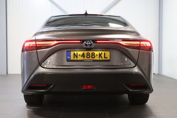 Voertuigafbeelding 3