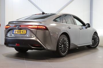 Voertuigafbeelding 4