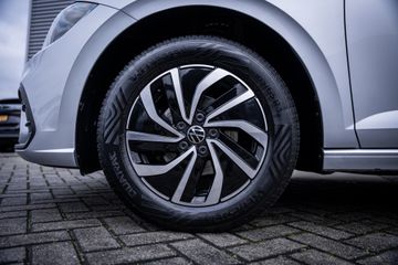 Voertuigafbeelding 6