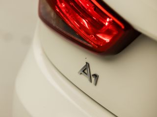 Voertuigafbeelding 26