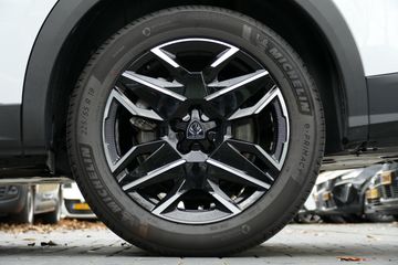 Voertuigafbeelding 11