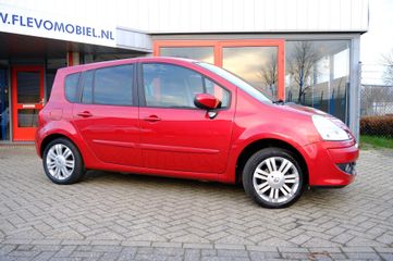 Voertuigafbeelding 3