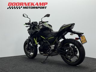 Voertuigafbeelding 10