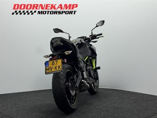 Voertuigafbeelding 13