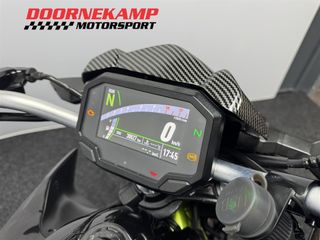 Voertuigafbeelding 16