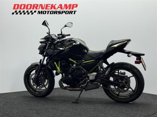 Voertuigafbeelding 9