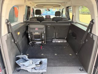 Voertuigafbeelding 10