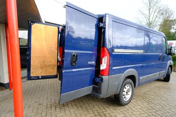 Voertuigafbeelding 8