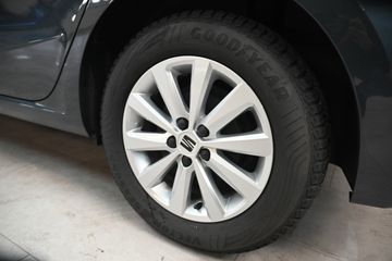 Voertuigafbeelding 16