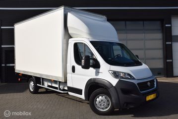 Voertuigafbeelding 3