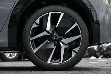 Voertuigafbeelding 10