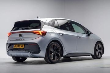 Voertuigafbeelding 37