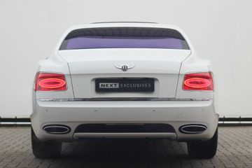 Voertuigafbeelding 9