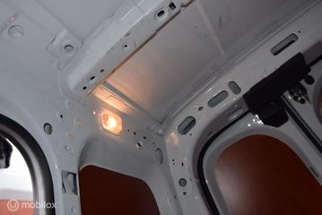 Voertuigafbeelding 9