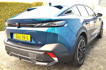 Voertuigafbeelding 3