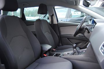 Voertuigafbeelding 8