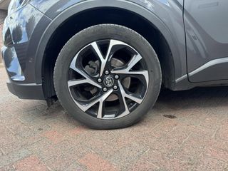 Voertuigafbeelding 8