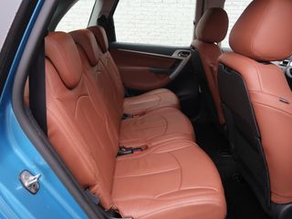 Voertuigafbeelding 27