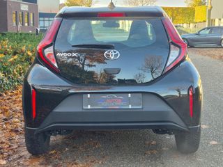 Voertuigafbeelding 12