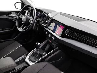 Voertuigafbeelding 24