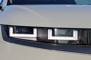 Voertuigafbeelding 9