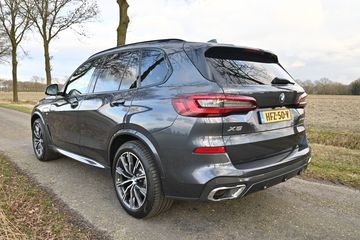 Voertuigafbeelding 3