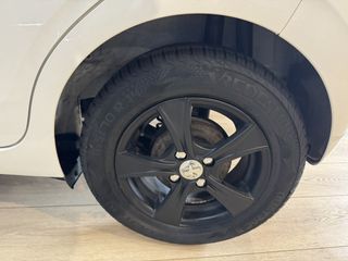 Voertuigafbeelding 34