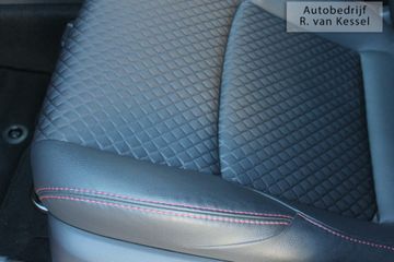 Voertuigafbeelding 19