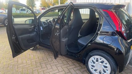 Voertuigafbeelding 24