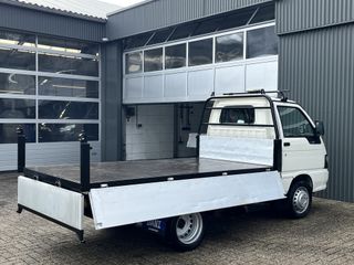 Voertuigafbeelding 3