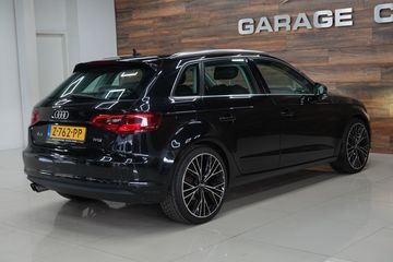 Voertuigafbeelding 10