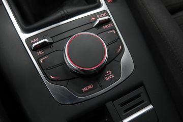 Voertuigafbeelding 16