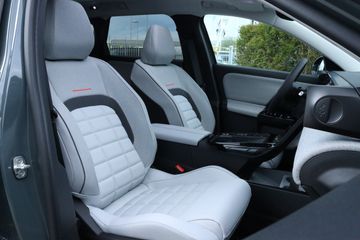 Voertuigafbeelding 2