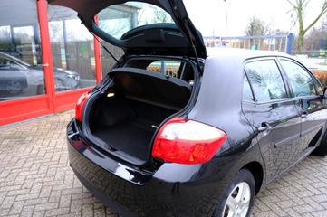 Voertuigafbeelding 8