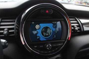 Voertuigafbeelding 19