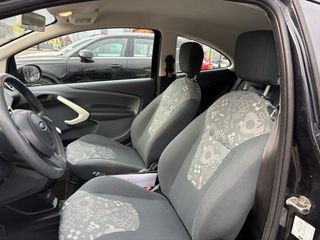 Voertuigafbeelding 9