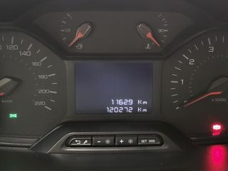 Voertuigafbeelding 8